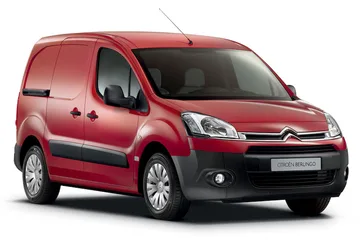 Fuvarozó Kis furgon Citroen Berlingo -ban/-ben Berlin Németország